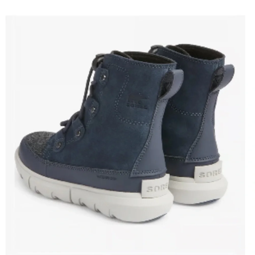 Sorel Kids' Explorer Waterproof Lace-up Boot In India Ink/ Moonstone size 11 new
